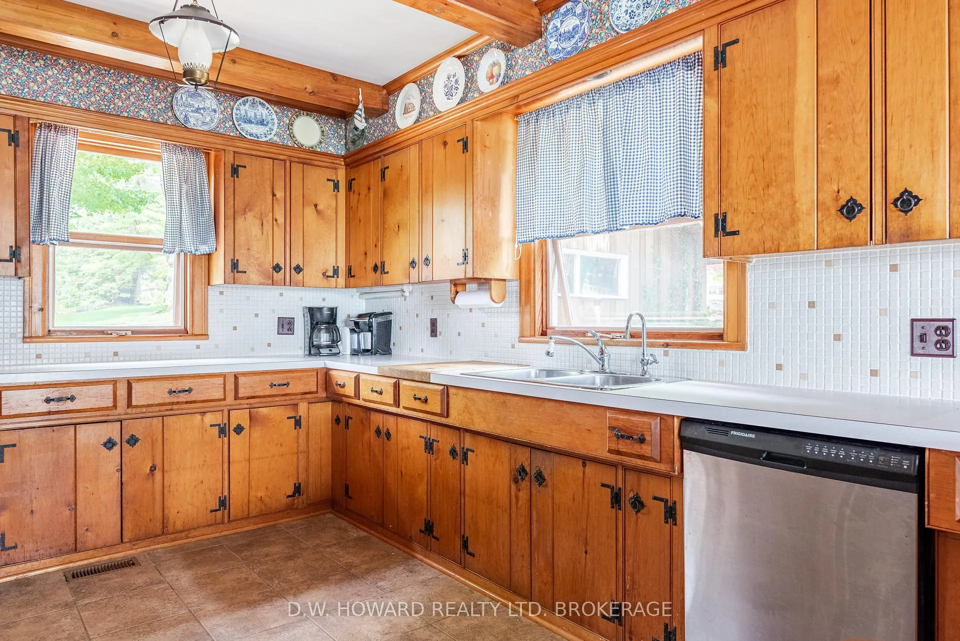 Photo 22 of 10121 Cedar Crest Road, Wainfleet, Lakeshore — HOMEH