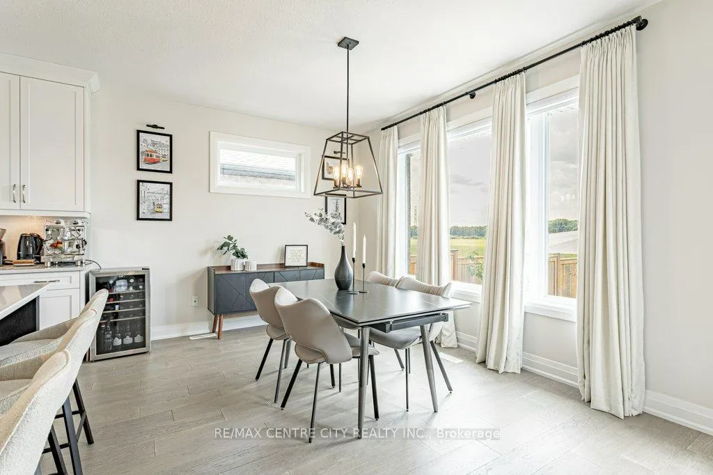 Photo 24 of 2029 Lockwood Crescent, Strathroy-Caradoc, Mount Brydges — HOMEH