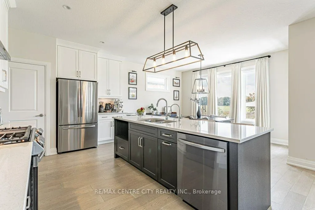 Photo 28 of 2029 Lockwood Crescent, Strathroy-Caradoc, Mount Brydges — HOMEH