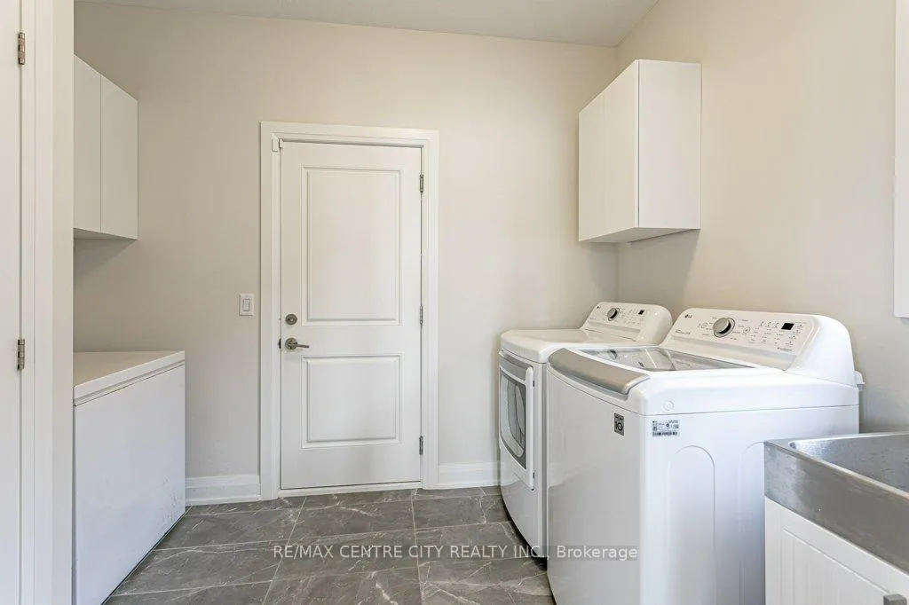 Photo 29 of 2029 Lockwood Crescent, Strathroy-Caradoc, Mount Brydges — HOMEH