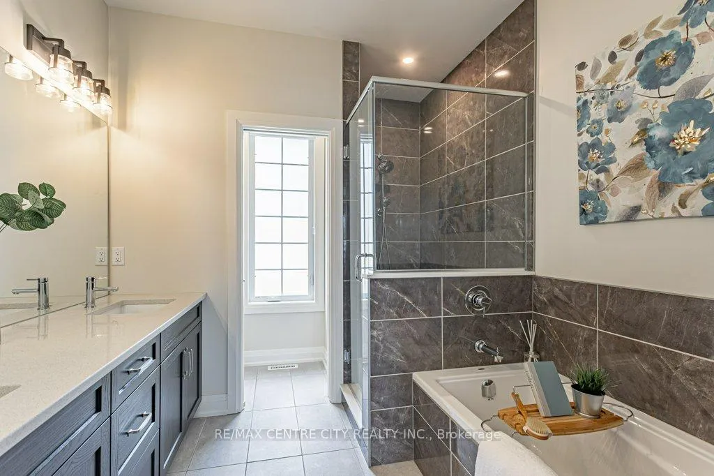 Photo 33 of 2029 Lockwood Crescent, Strathroy-Caradoc, Mount Brydges — HOMEH