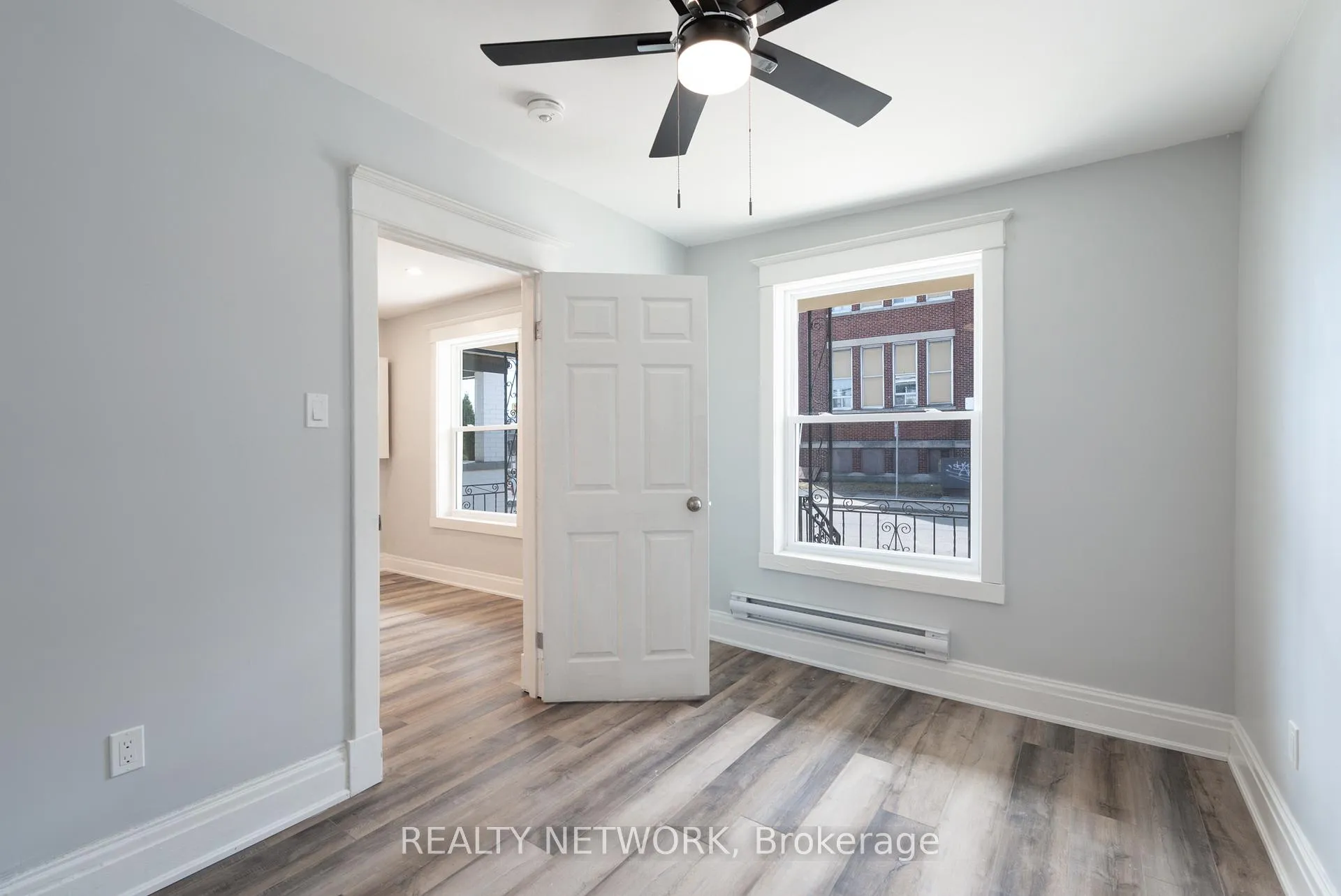 Photo 14 of 189 Britannia Avenue, Hamilton, Crown Point — HOMEH