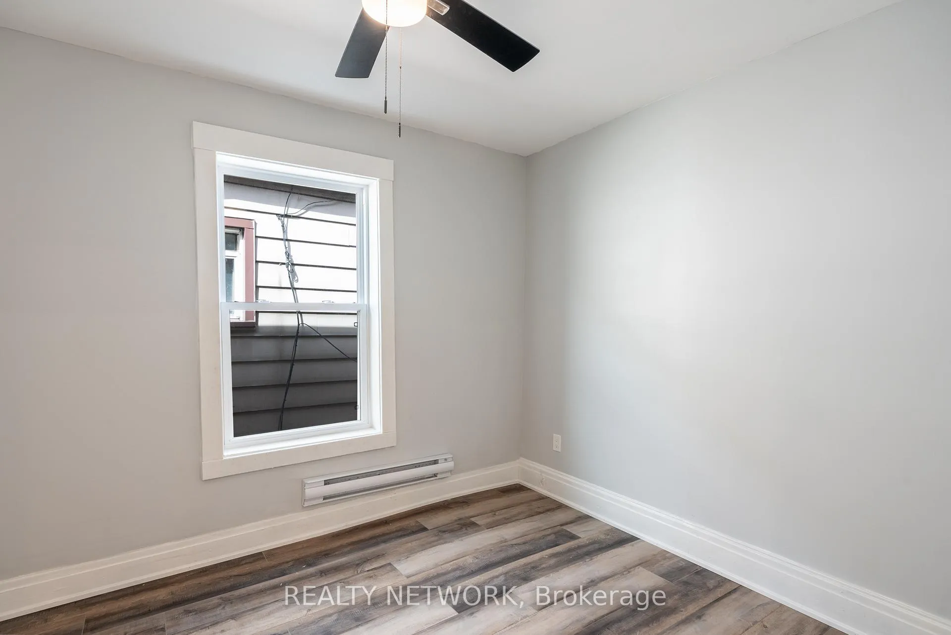 Photo 15 of 189 Britannia Avenue, Hamilton, Crown Point — HOMEH