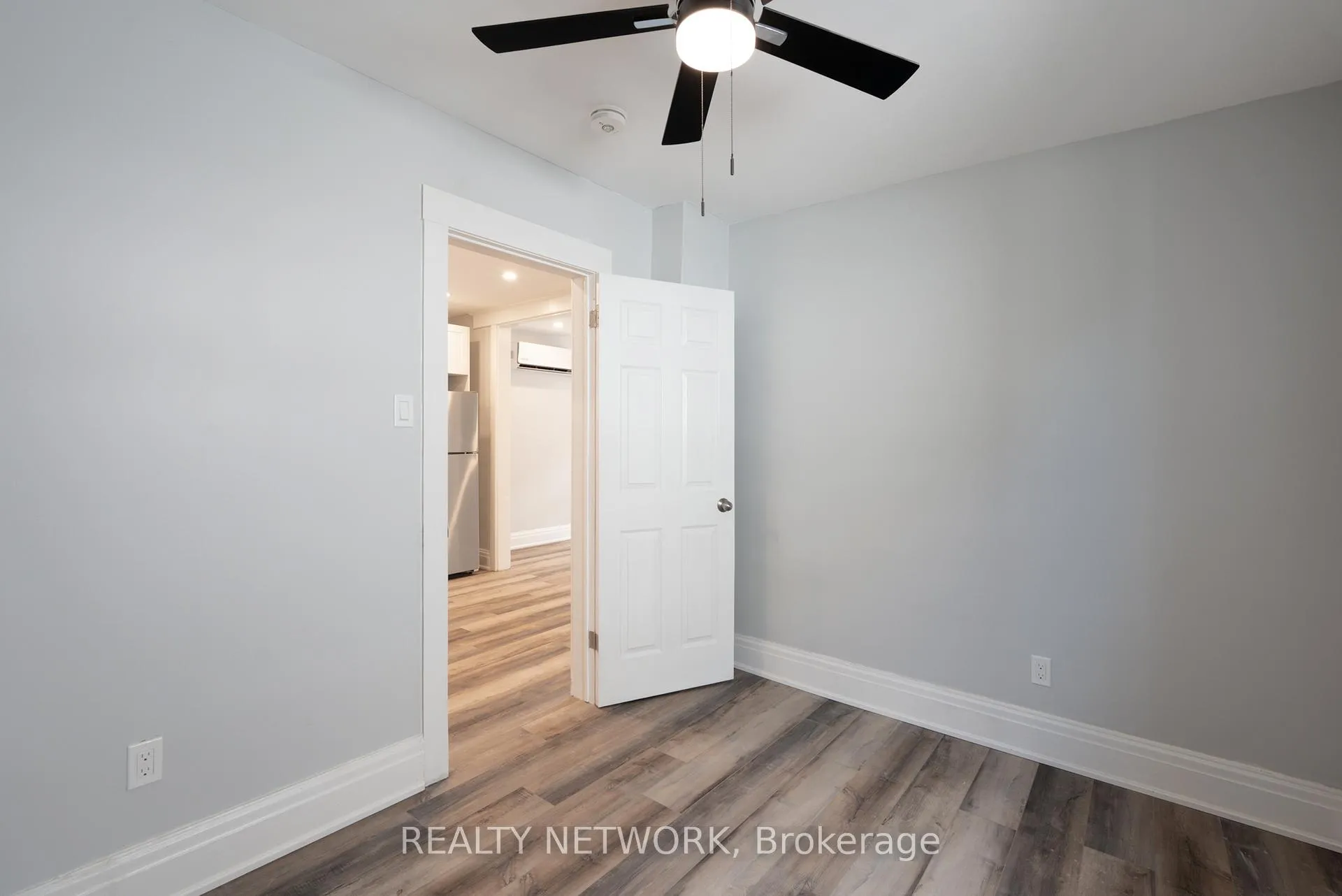 Photo 16 of 189 Britannia Avenue, Hamilton, Crown Point — HOMEH