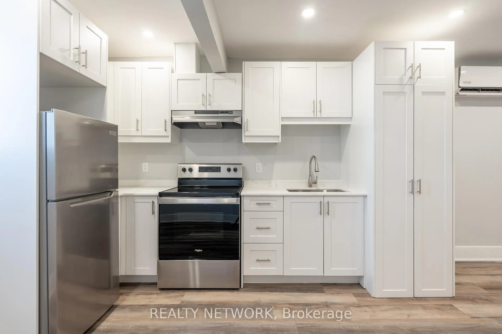 Photo 31 of 189 Britannia Avenue, Hamilton, Crown Point — HOMEH