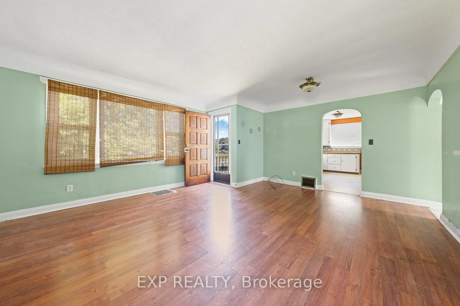 Photo 12 of 2030 Ritson Road N, Oshawa, Kedron — HOMEH