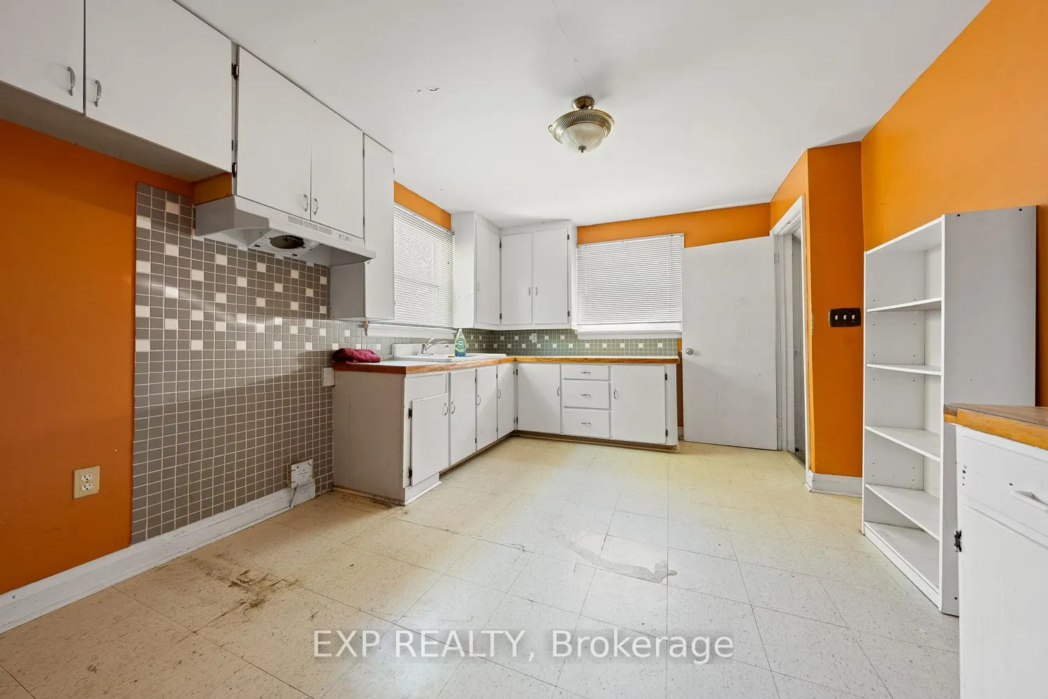 Photo 13 of 2030 Ritson Road N, Oshawa, Kedron — HOMEH