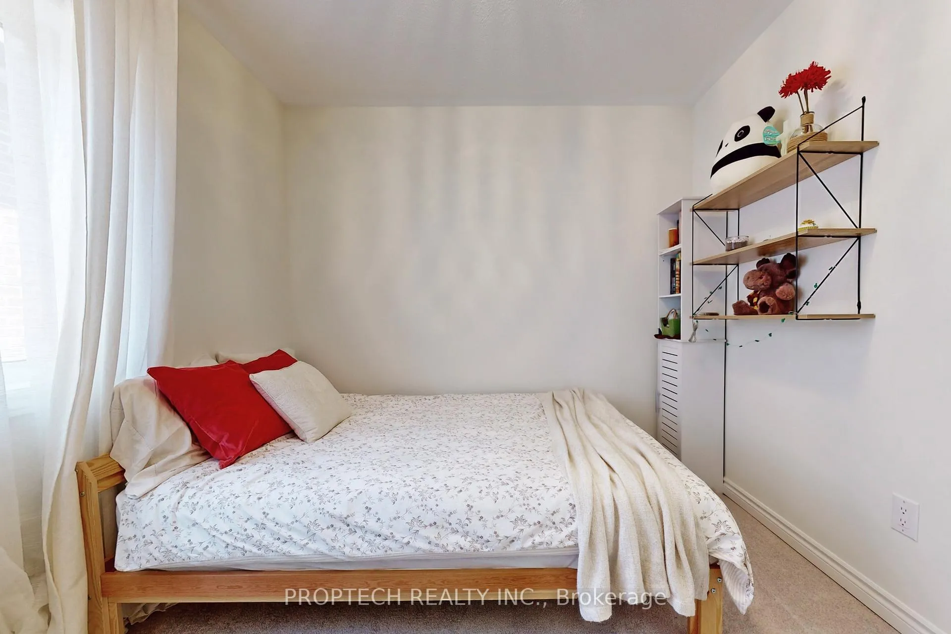 Photo 28 of 111 Barkerville Drive, Whitby, Rural Whitby — HOMEH