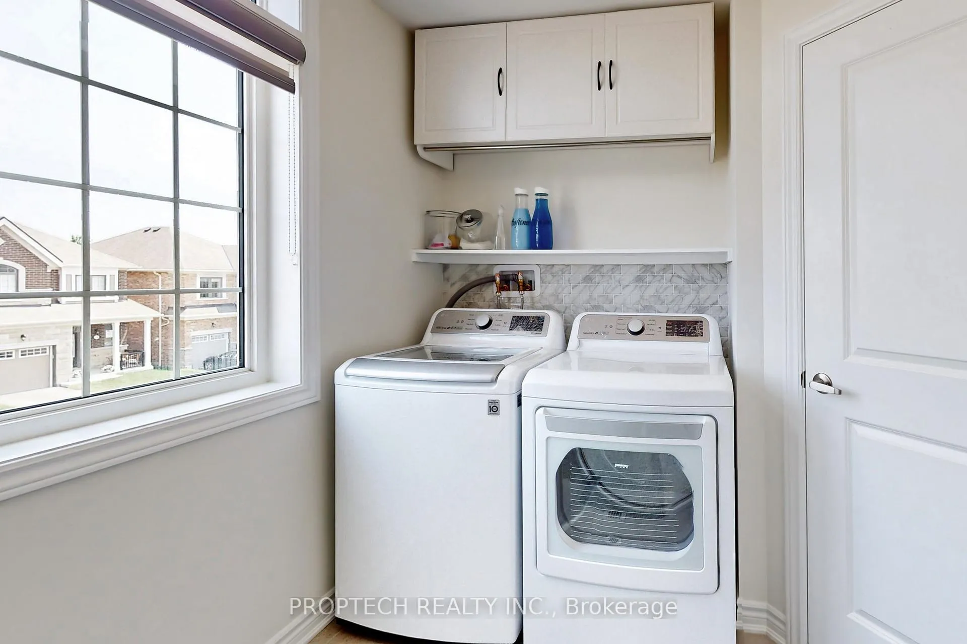 Photo 32 of 111 Barkerville Drive, Whitby, Rural Whitby — HOMEH