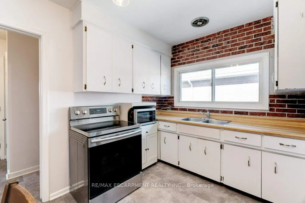 Photo 9 of 40 Richwill Road, Hamilton, Southam — HOMEH