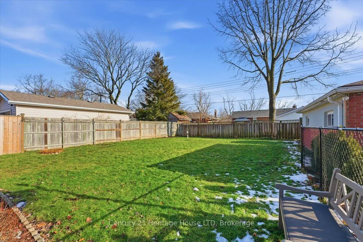 Photo 34 of 50 Barron Street, Welland, Prince Charles — HOMEH