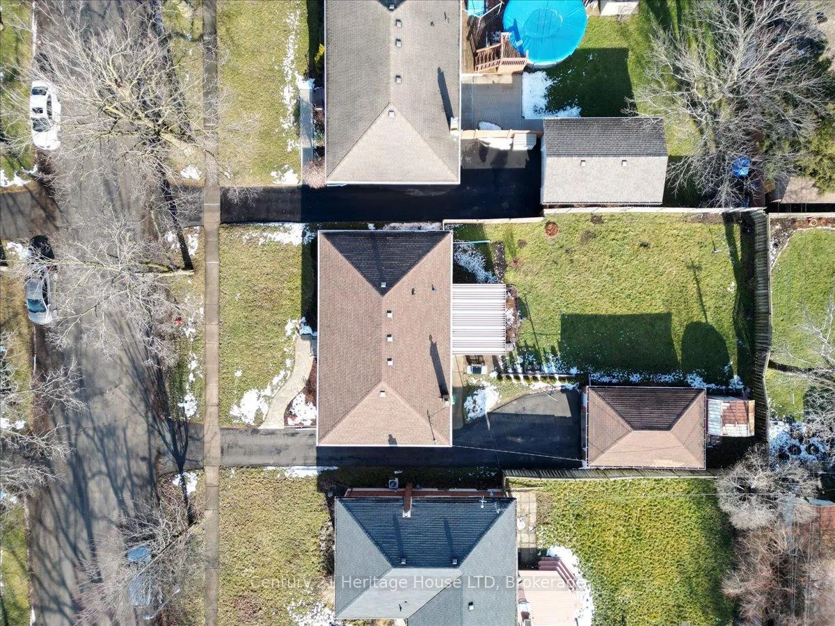 Photo 39 of 50 Barron Street, Welland, Prince Charles — HOMEH