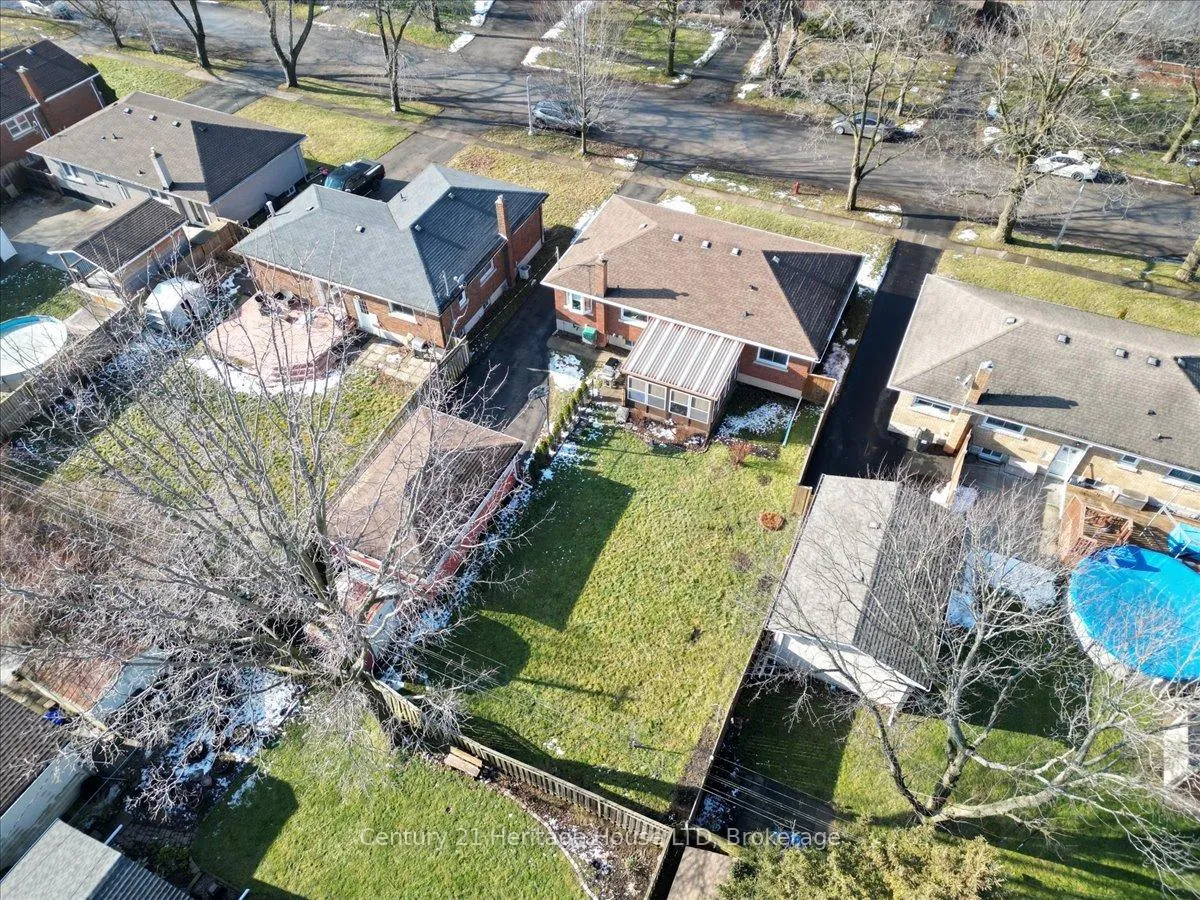 Photo 41 of 50 Barron Street, Welland, Prince Charles — HOMEH