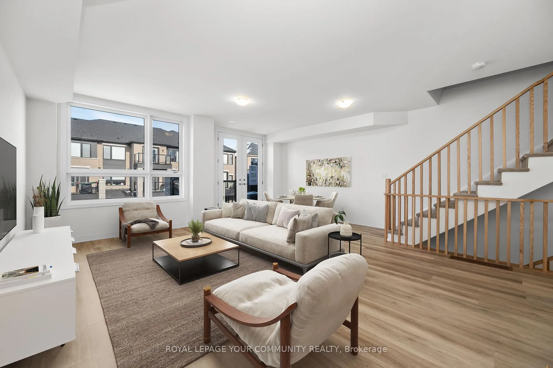 Photo 13 of 21 Red Maple Lane, Barrie, Innis-Shore — HOMEH