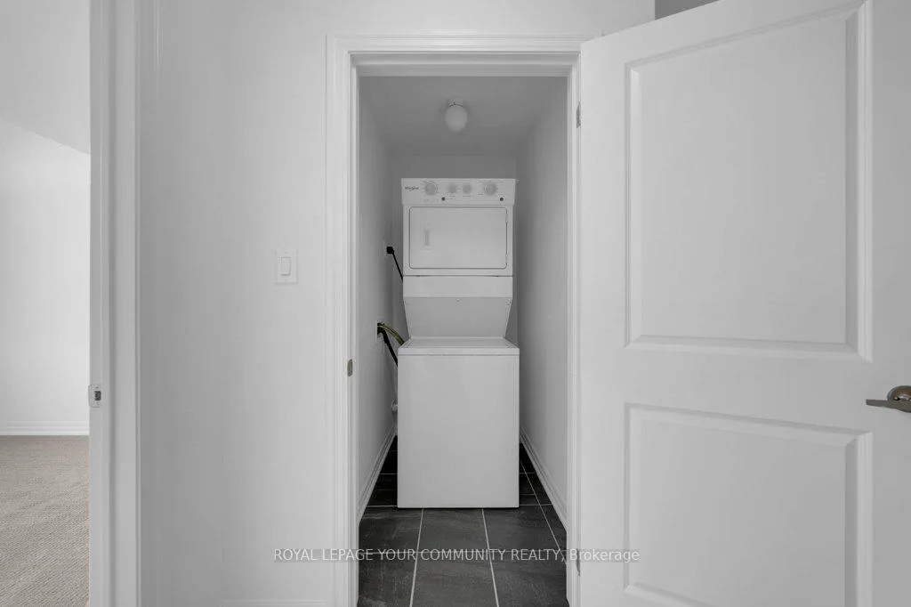 Photo 36 of 21 Red Maple Lane, Barrie, Innis-Shore — HOMEH