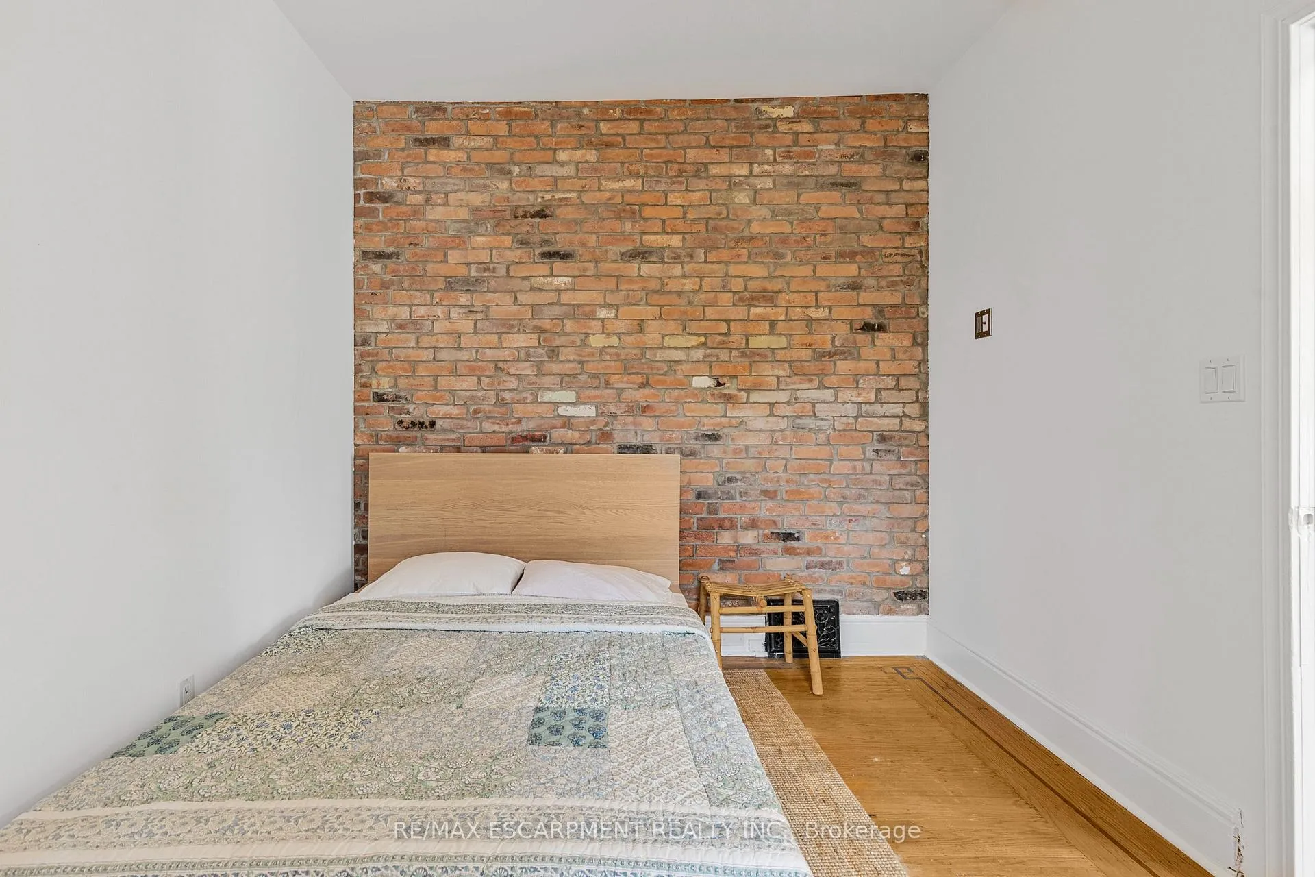 Photo 12 of 20 Tuckett Street, Hamilton, Kirkendall — HOMEH