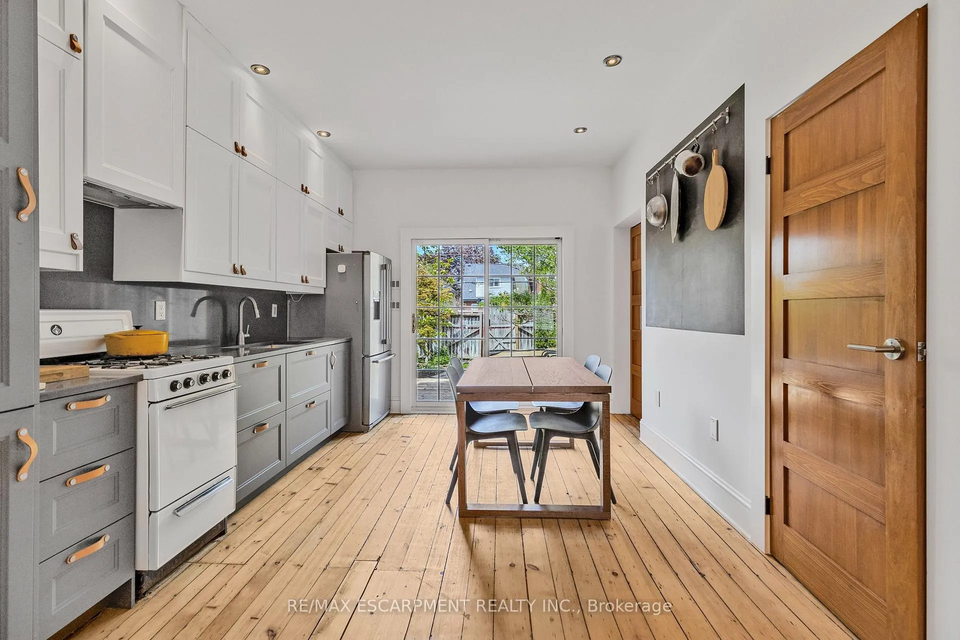 Photo 20 of 20 Tuckett Street, Hamilton, Kirkendall — HOMEH