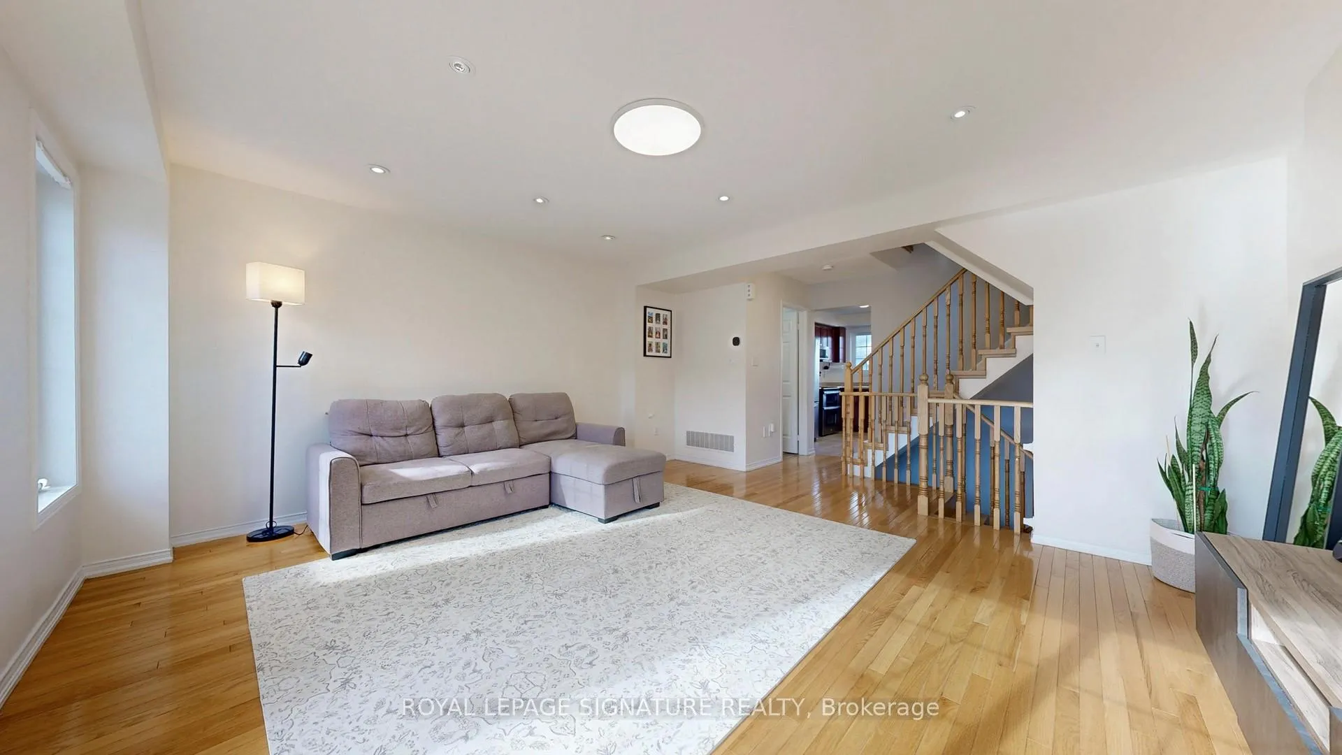 Photo 8 of 459 Rossland Road E, Ajax, Central East — HOMEH