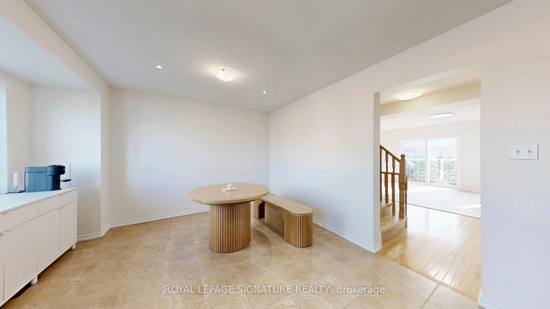Photo 15 of 459 Rossland Road E, Ajax, Central East — HOMEH