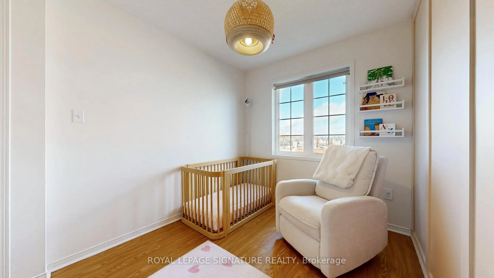 Photo 26 of 459 Rossland Road E, Ajax, Central East — HOMEH