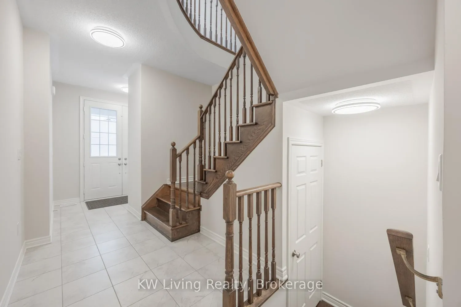 Photo 5 of 36 Charterhouse Drive, Whitby, Rolling Acres — HOMEH