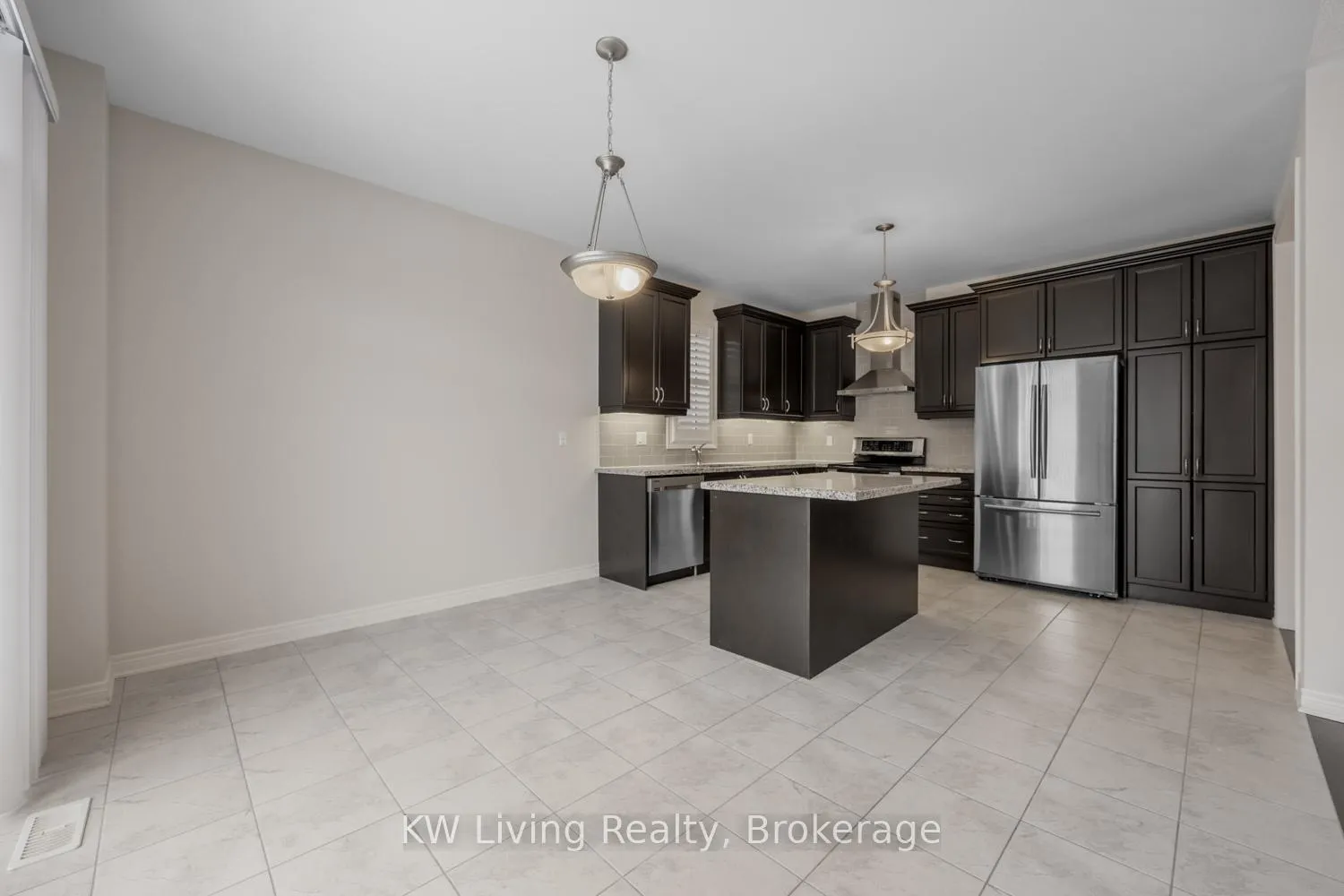 Photo 16 of 36 Charterhouse Drive, Whitby, Rolling Acres — HOMEH