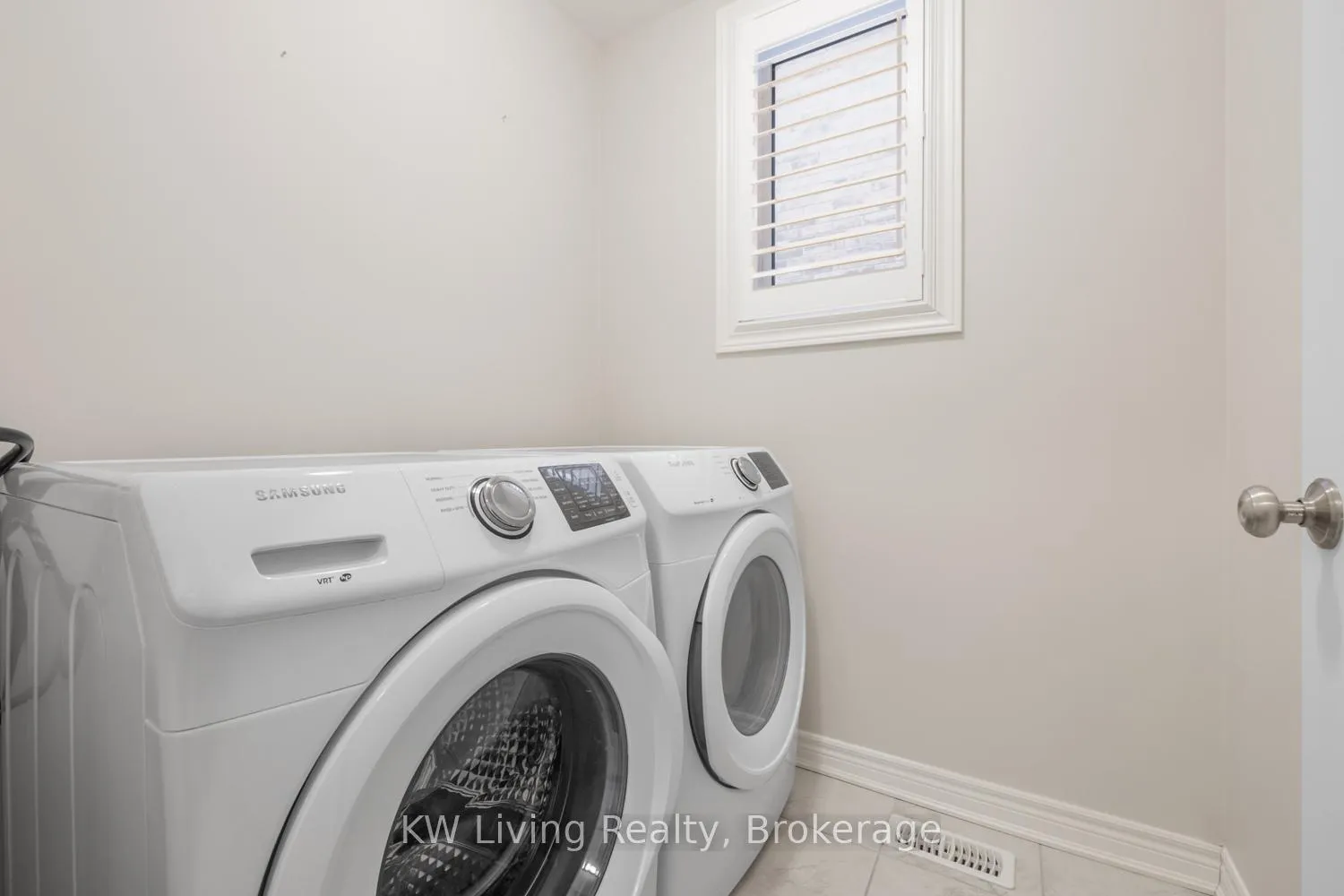 Photo 21 of 36 Charterhouse Drive, Whitby, Rolling Acres — HOMEH