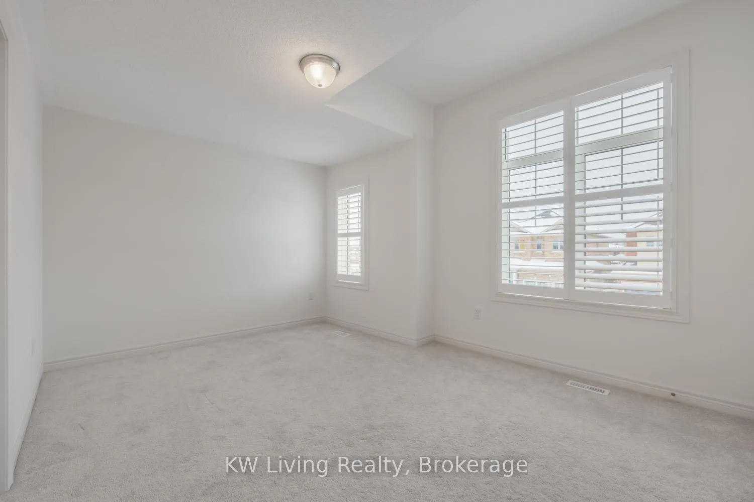 Photo 25 of 36 Charterhouse Drive, Whitby, Rolling Acres — HOMEH