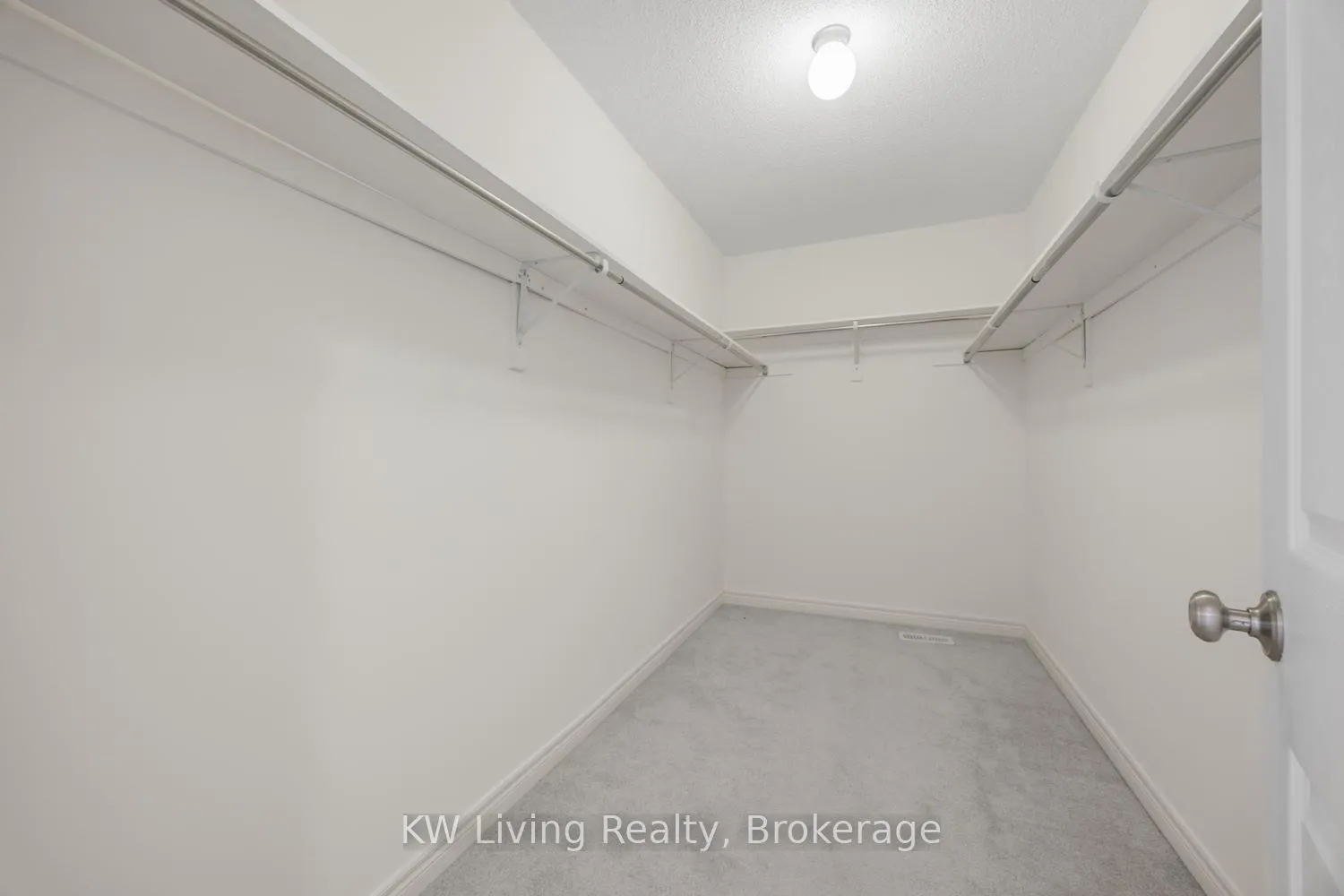 Photo 31 of 36 Charterhouse Drive, Whitby, Rolling Acres — HOMEH