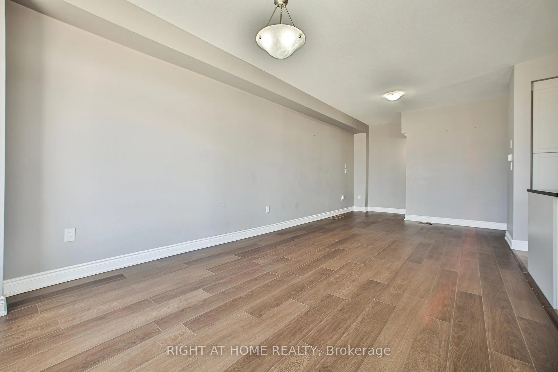 Photo 15 of Unit 102, 590 North Service Road, Hamilton, Lakeshore — HOMEH