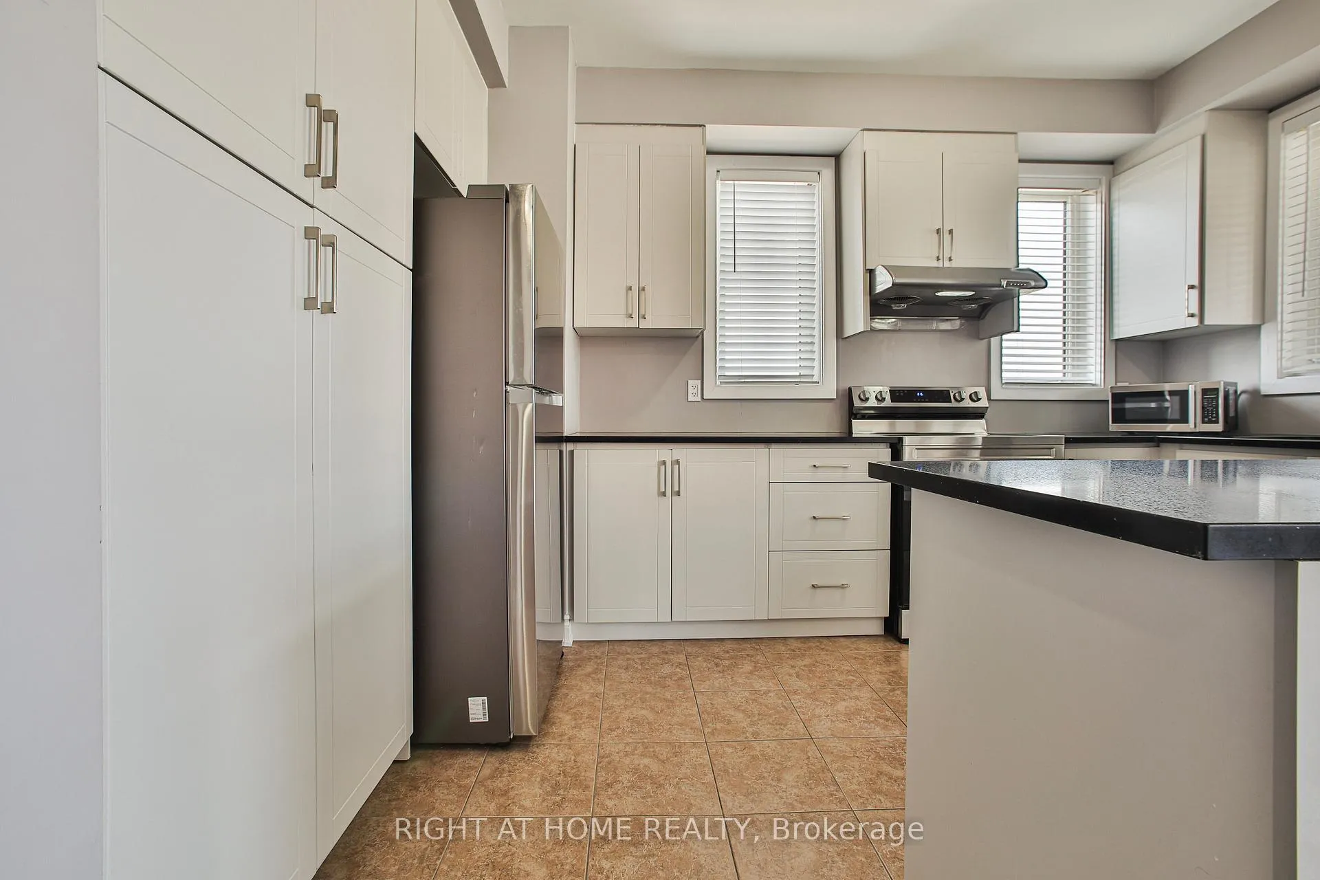 Photo 21 of Unit 102, 590 North Service Road, Hamilton, Lakeshore — HOMEH