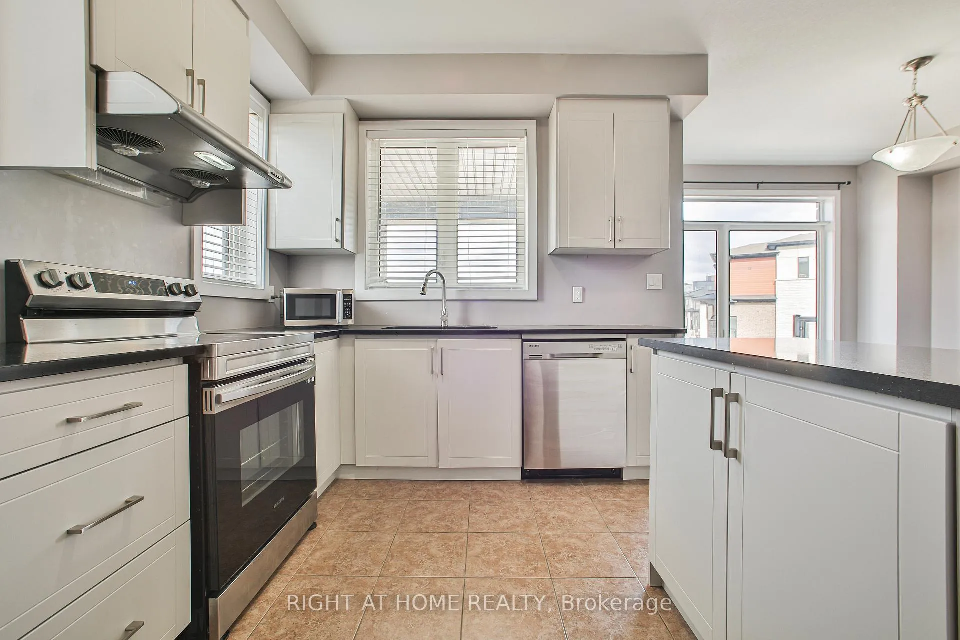 Photo 23 of Unit 102, 590 North Service Road, Hamilton, Lakeshore — HOMEH