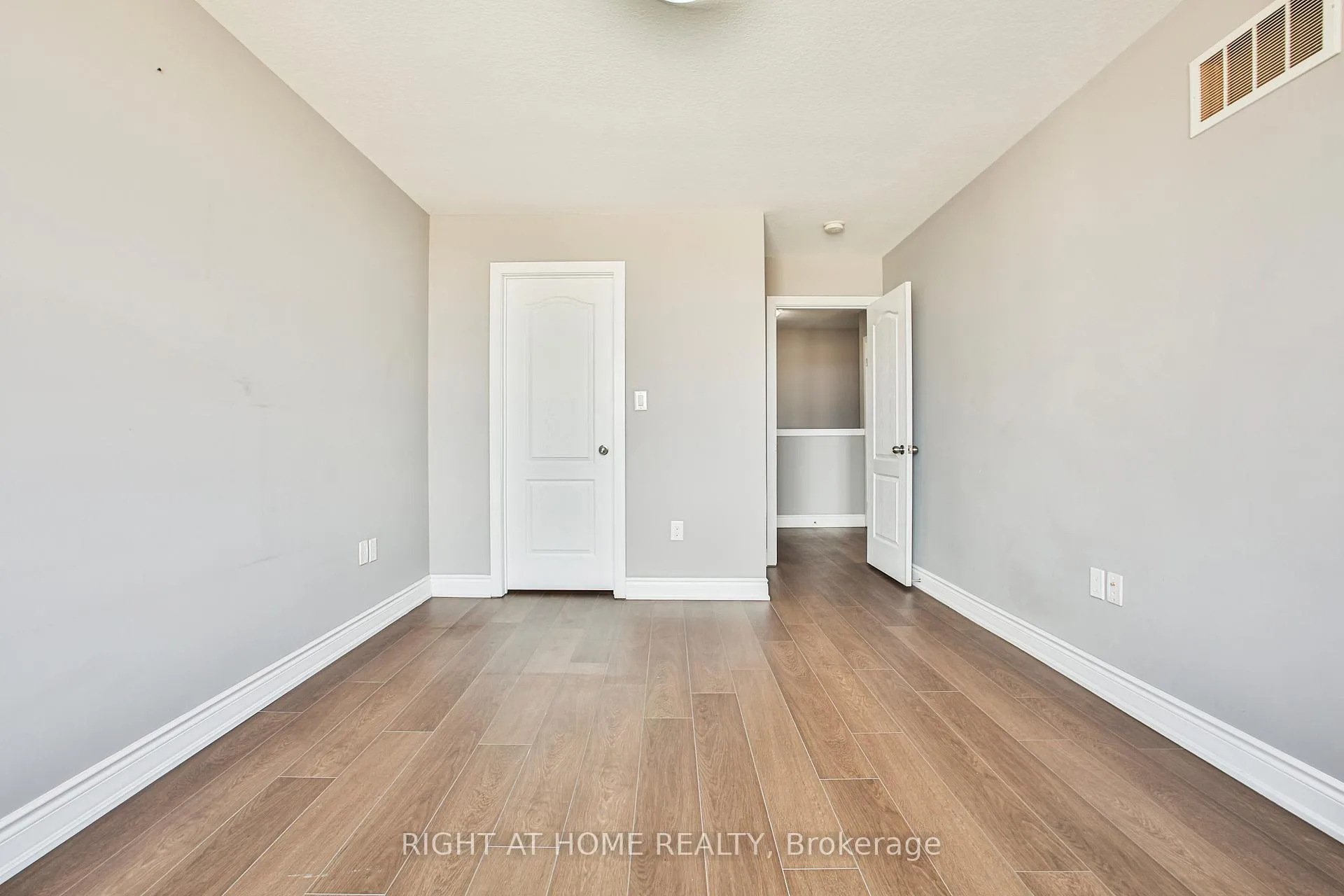 Photo 34 of Unit 102, 590 North Service Road, Hamilton, Lakeshore — HOMEH