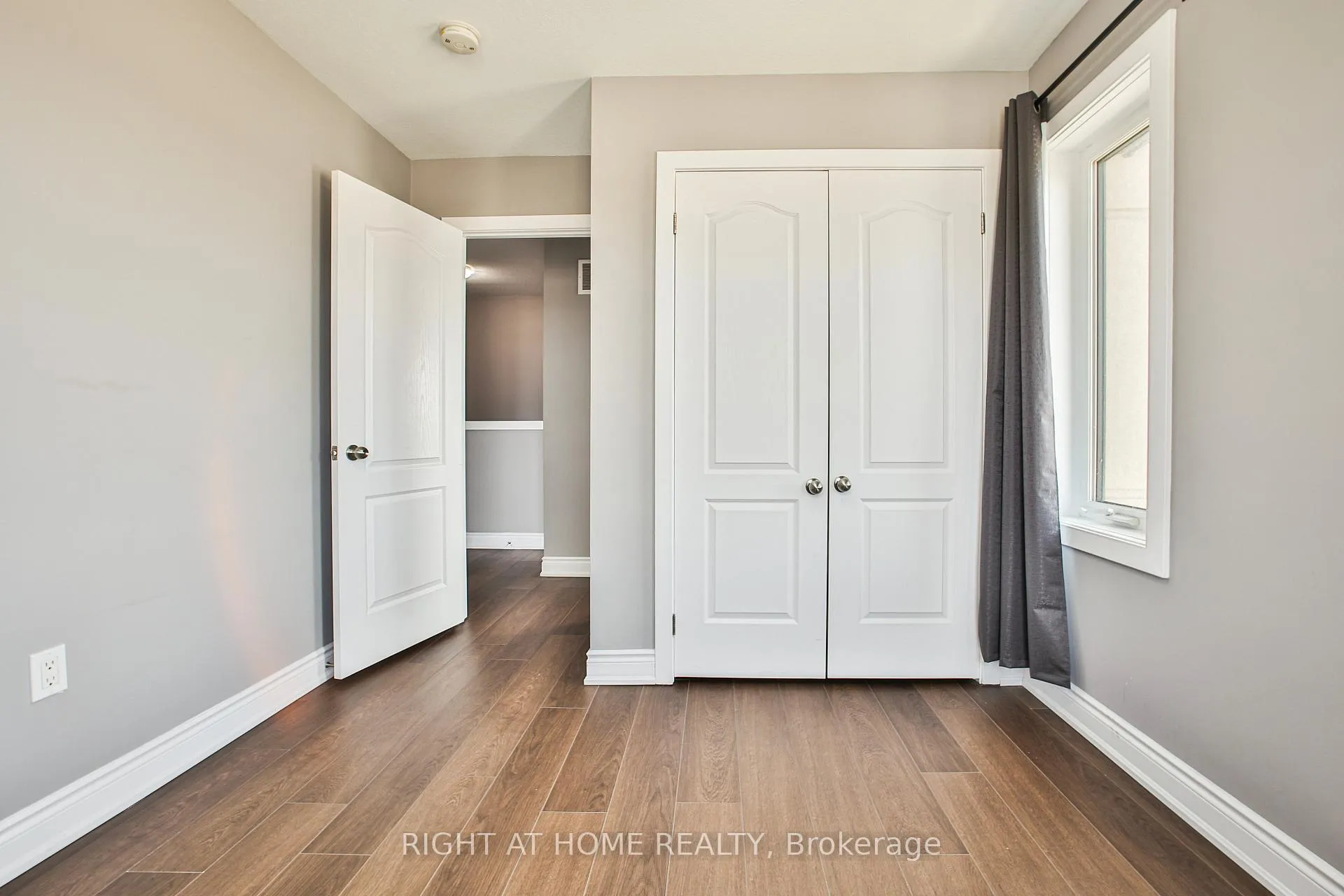 Photo 42 of Unit 102, 590 North Service Road, Hamilton, Lakeshore — HOMEH