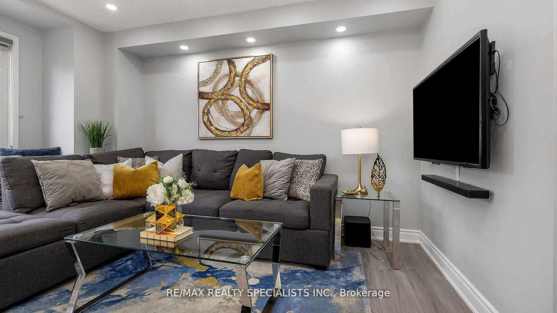 Photo 13 of 48 Ridgefield Court, Brampton, Vales of Castlemore — HOMEH