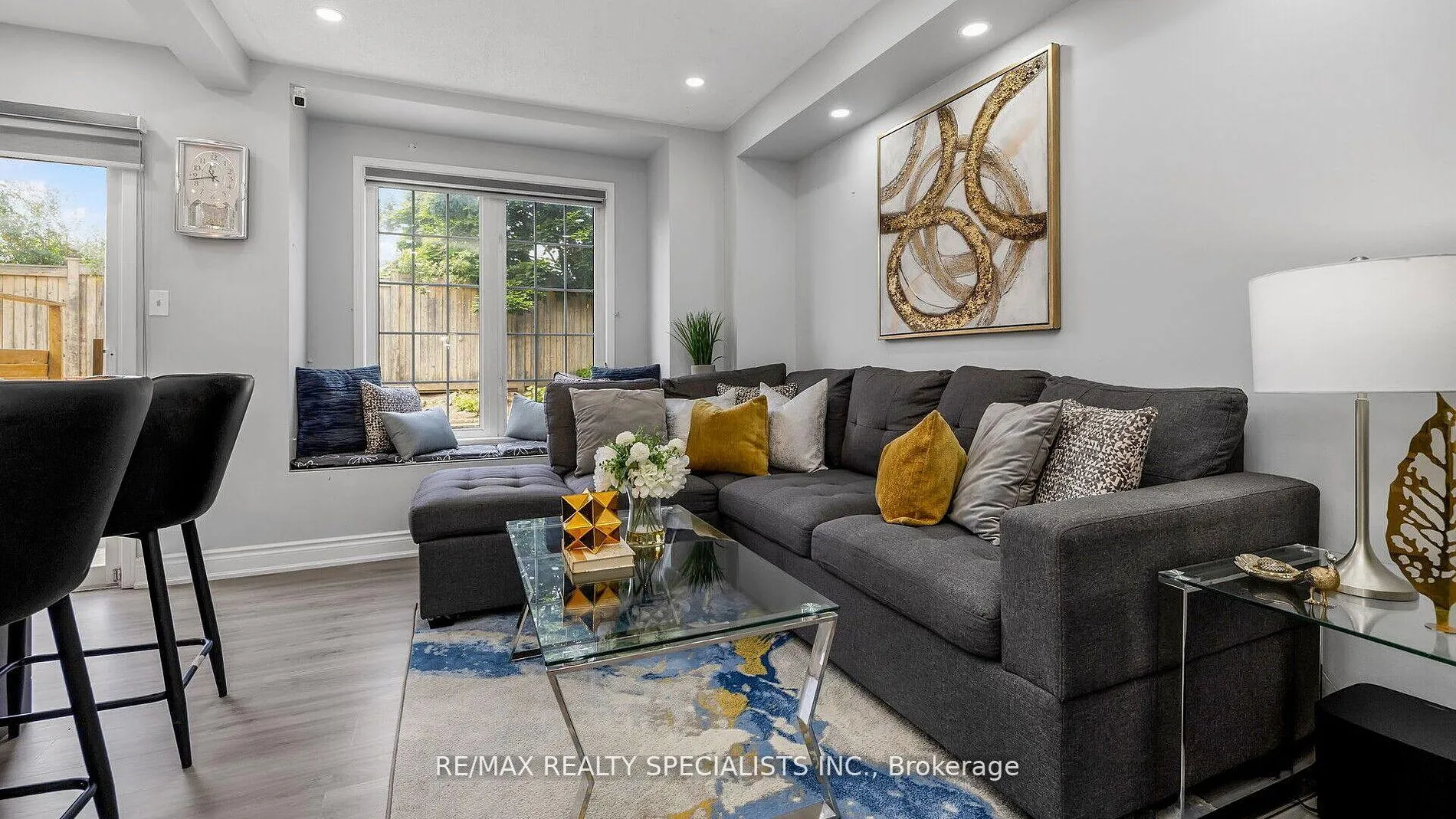 Photo 14 of 48 Ridgefield Court, Brampton, Vales of Castlemore — HOMEH