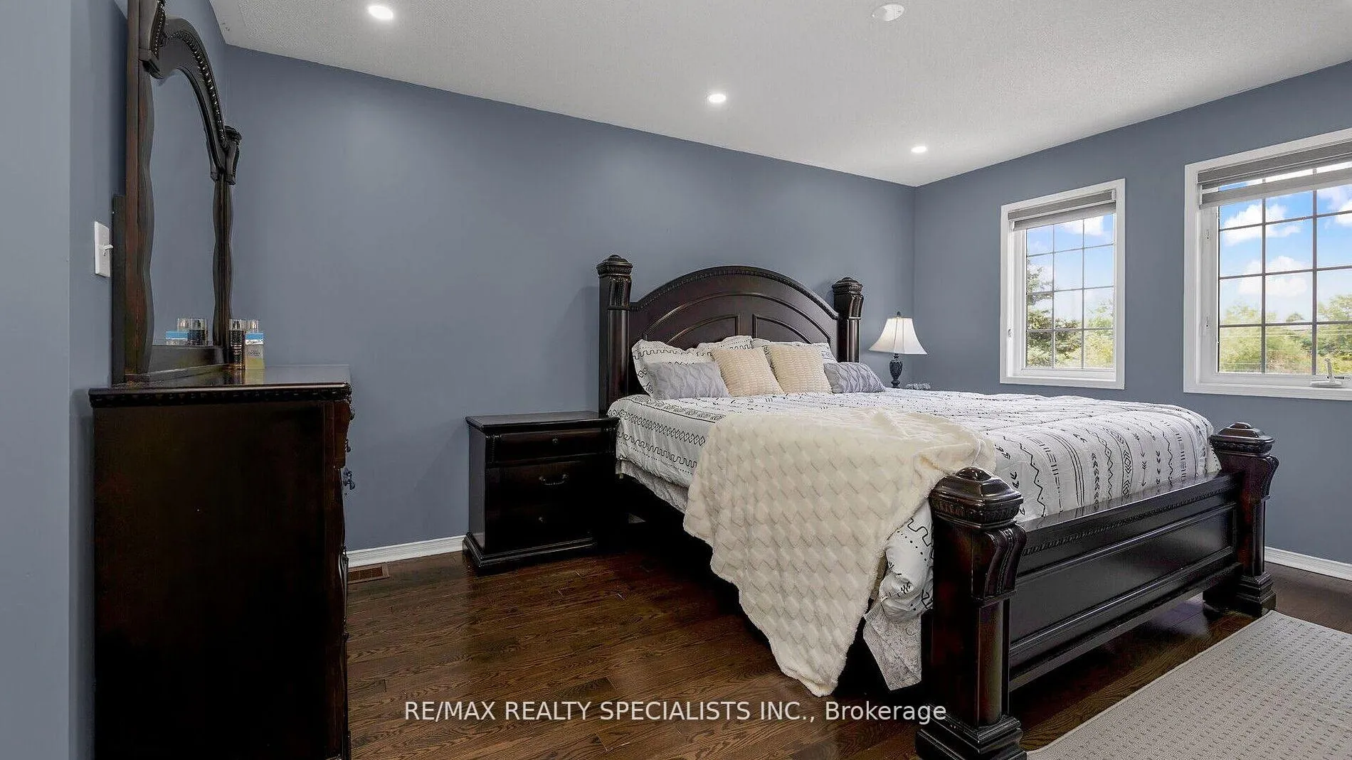 Photo 17 of 48 Ridgefield Court, Brampton, Vales of Castlemore — HOMEH