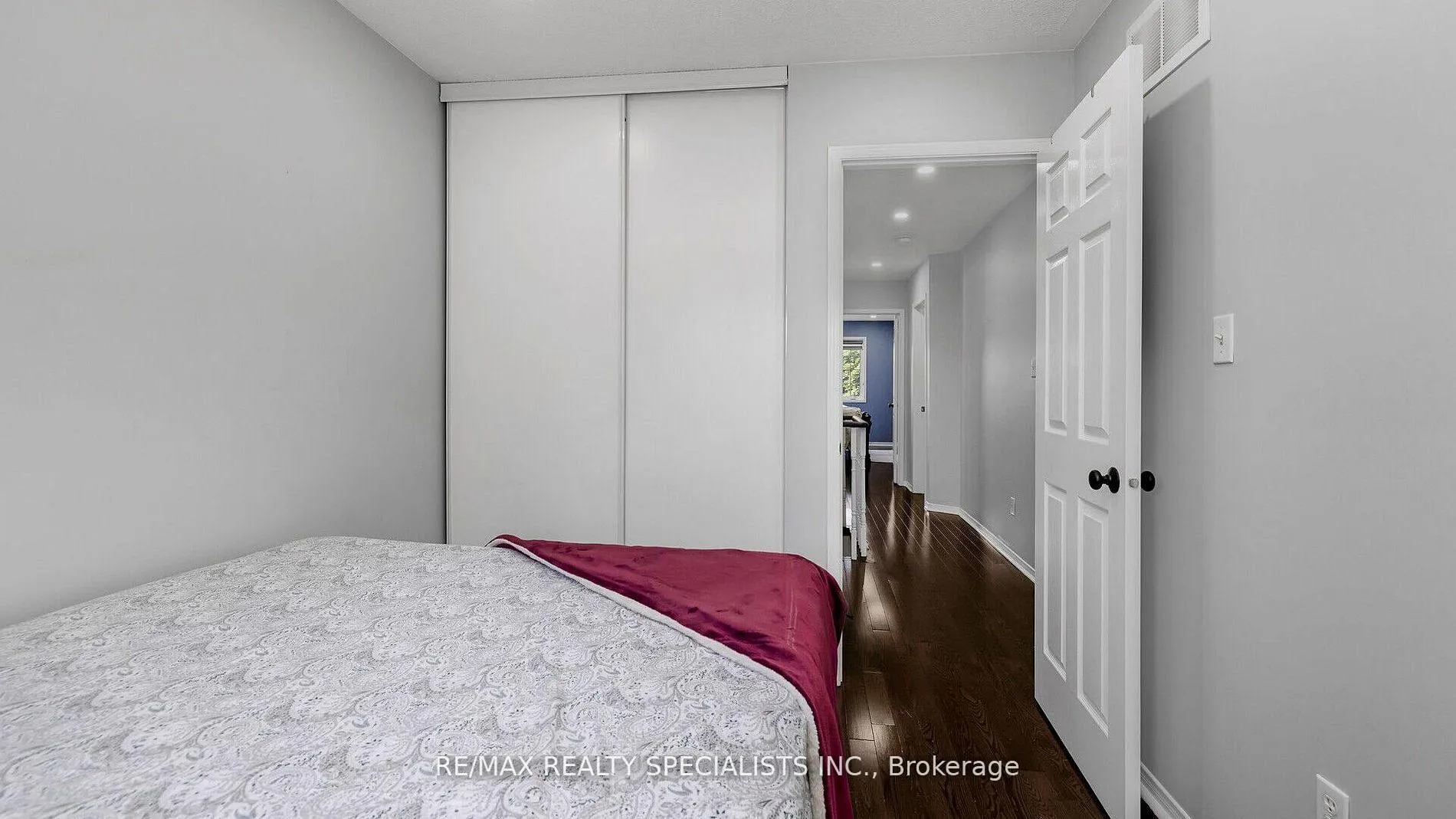 Photo 21 of 48 Ridgefield Court, Brampton, Vales of Castlemore — HOMEH