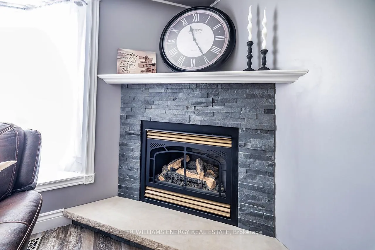 Photo 19 of 416 Mayfair Avenue, Oshawa, Centennial — HOMEH