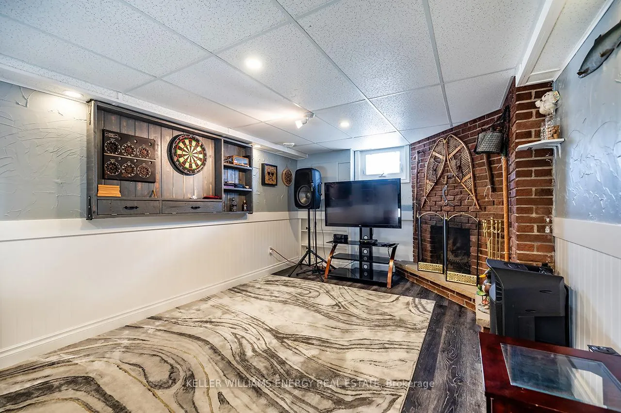 Photo 34 of 416 Mayfair Avenue, Oshawa, Centennial — HOMEH