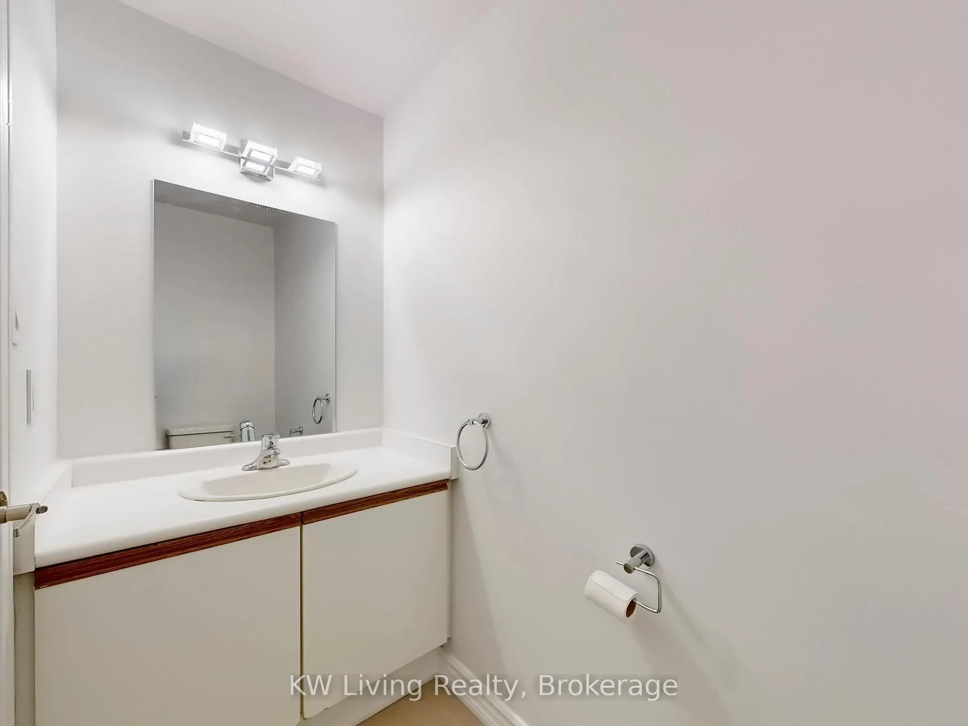 Photo 18 of Unit 18, 250 Keats Way, Waterloo — HOMEH