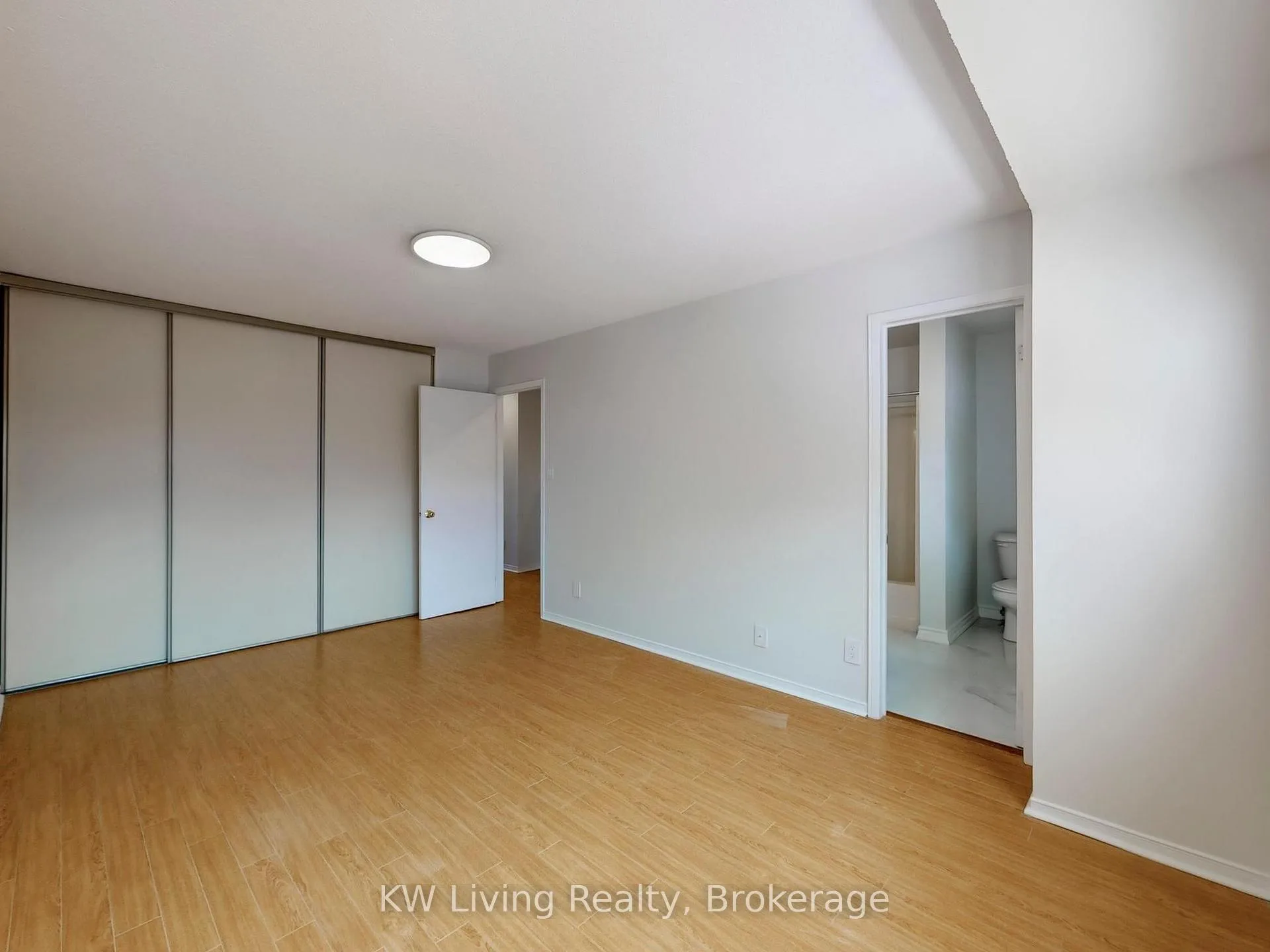 Photo 23 of Unit 18, 250 Keats Way, Waterloo — HOMEH