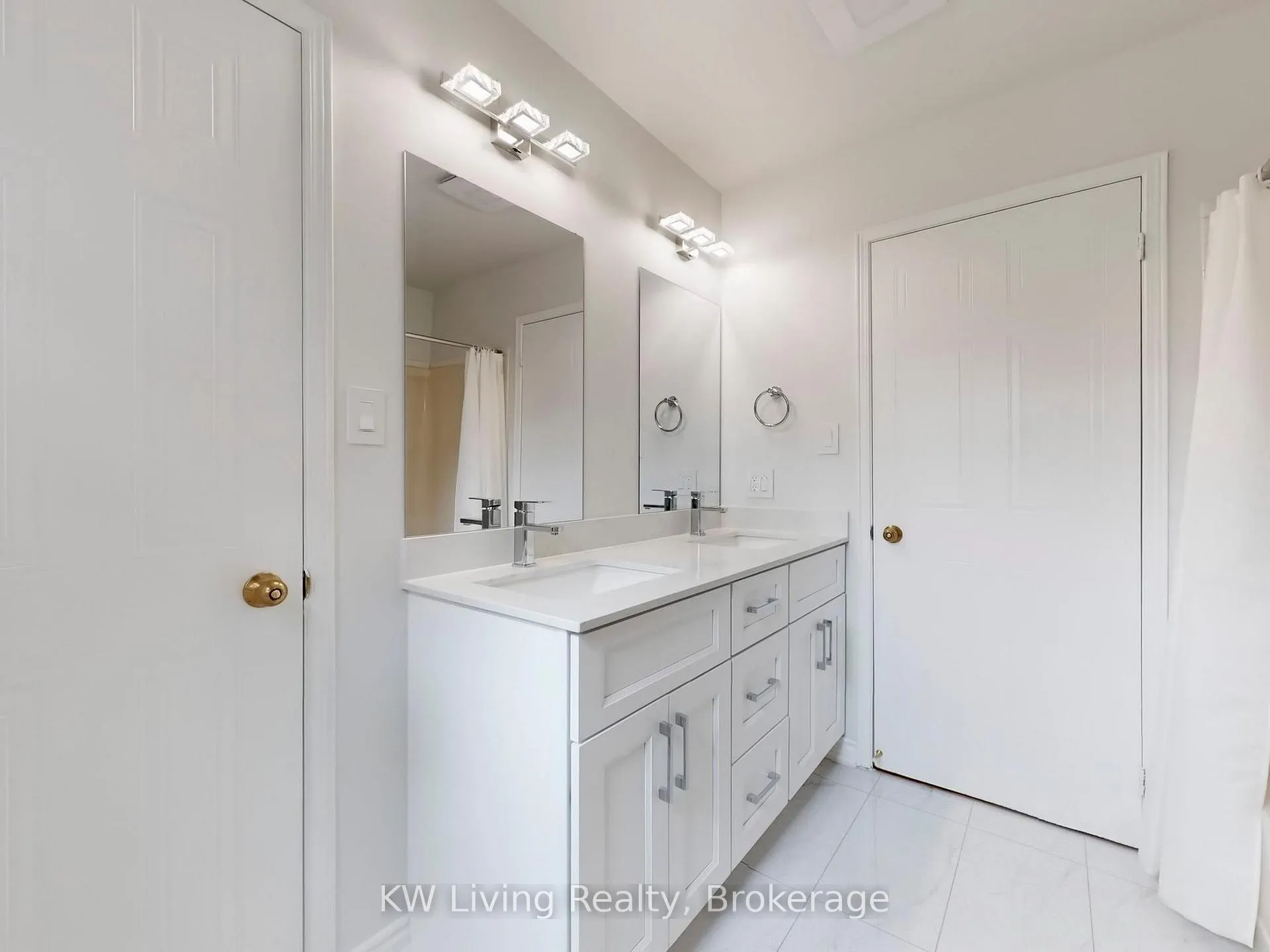 Photo 26 of Unit 18, 250 Keats Way, Waterloo — HOMEH