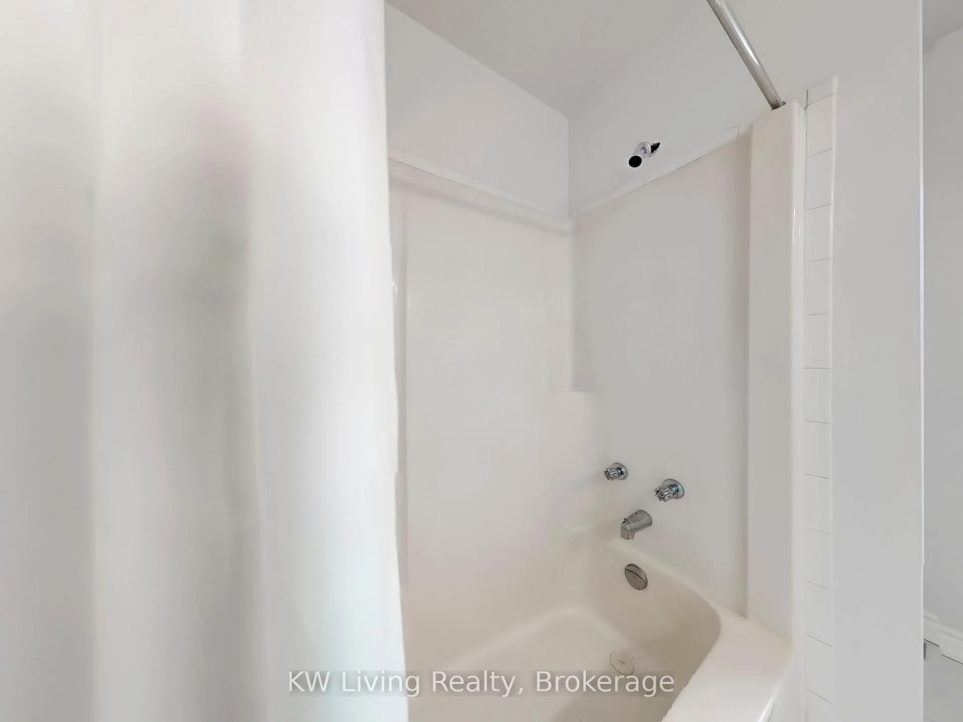 Photo 27 of Unit 18, 250 Keats Way, Waterloo — HOMEH