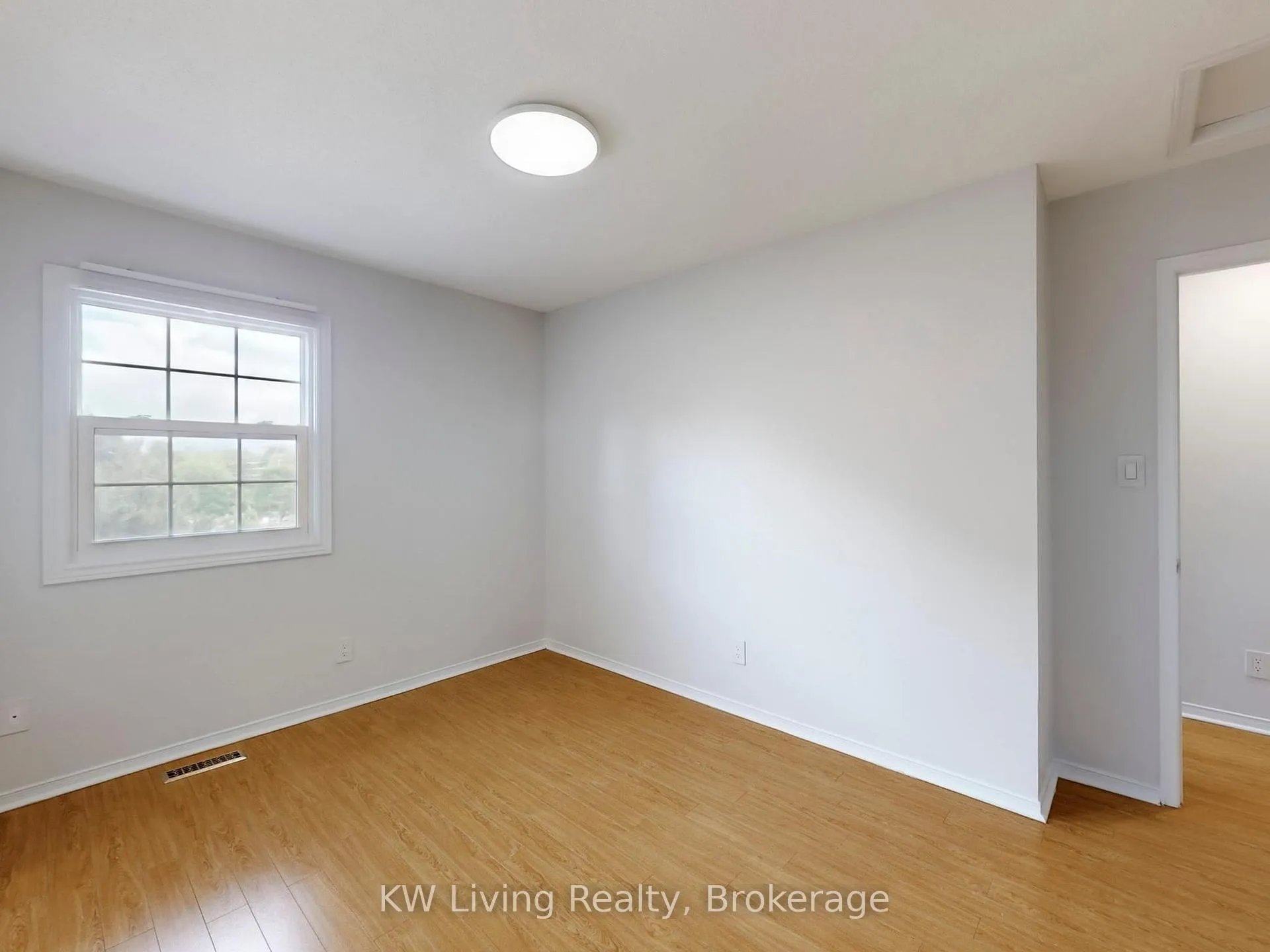 Photo 30 of Unit 18, 250 Keats Way, Waterloo — HOMEH
