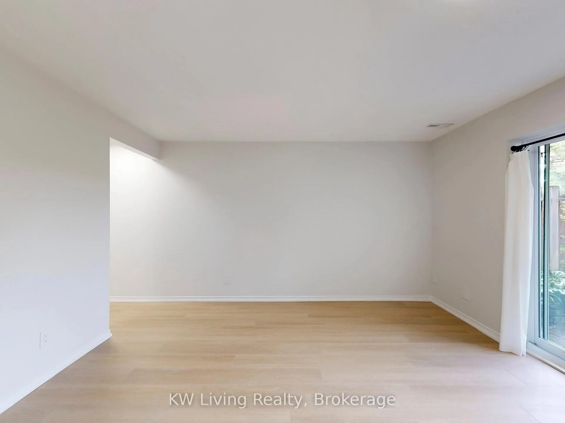 Photo 39 of Unit 18, 250 Keats Way, Waterloo — HOMEH