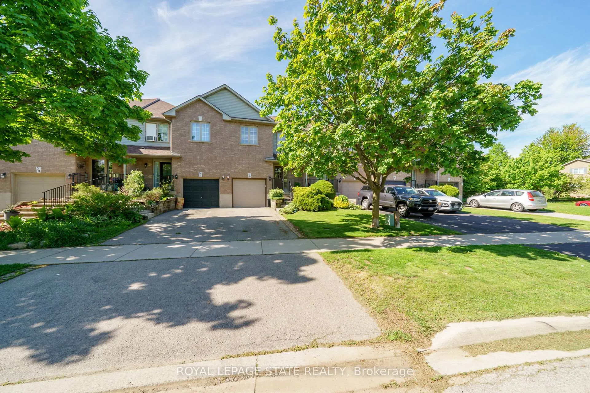 Photo 1 of 49 Morwick Drive, Hamilton, Ancaster — HOMEH