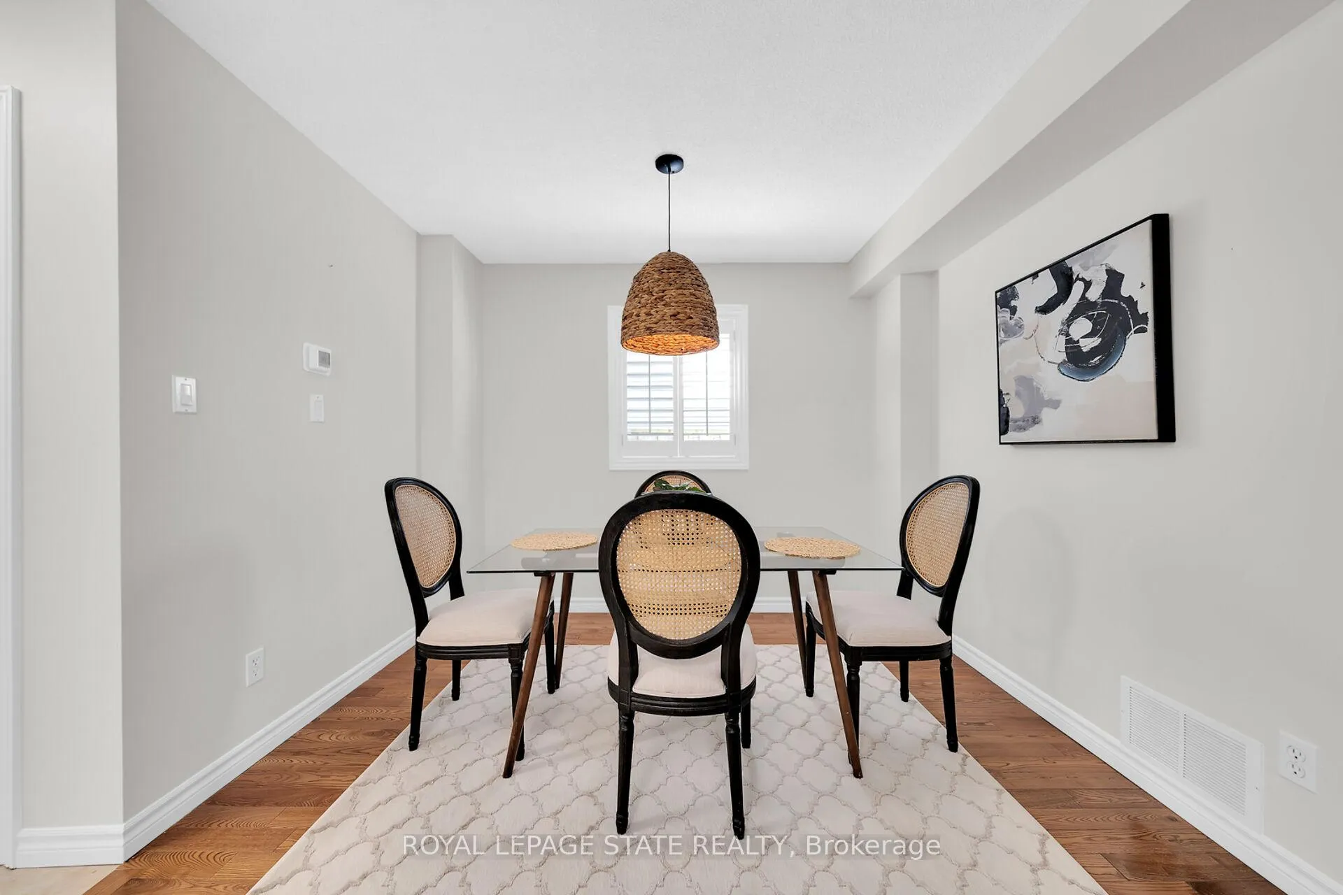 Photo 10 of 49 Morwick Drive, Hamilton, Ancaster — HOMEH