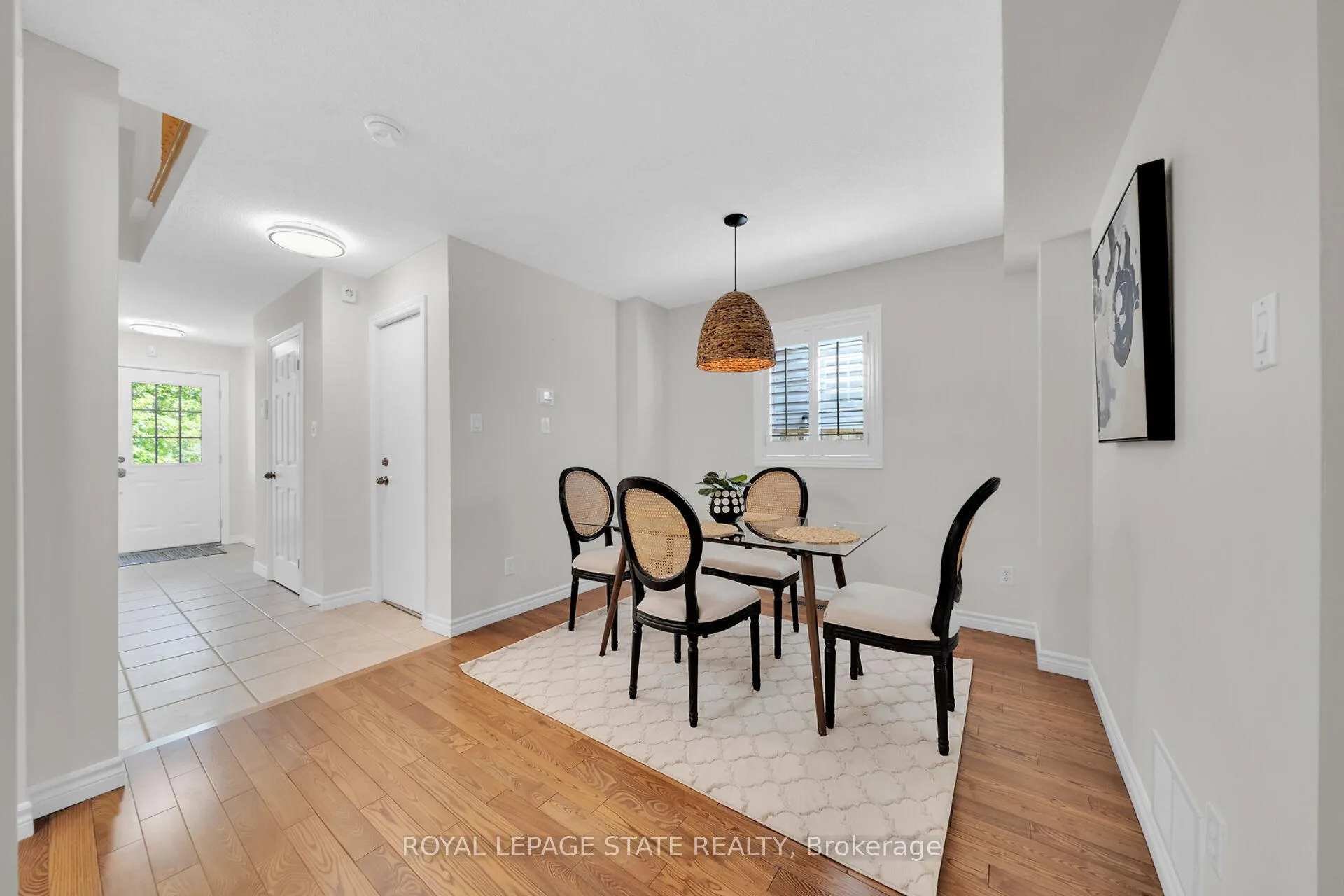 Photo 13 of 49 Morwick Drive, Hamilton, Ancaster — HOMEH