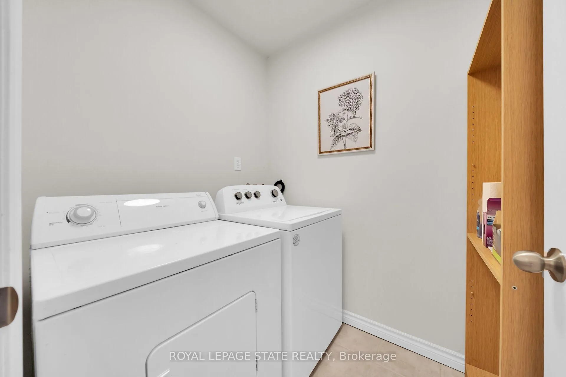 Photo 30 of 49 Morwick Drive, Hamilton, Ancaster — HOMEH